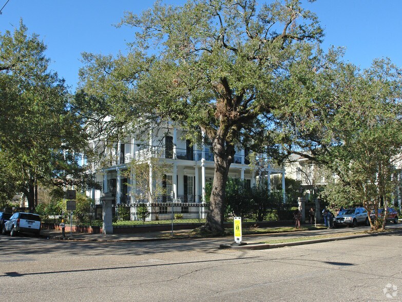More Photos Of 1410 Jackson Ave, New Orleans Lodge Meeting Hall For Sale