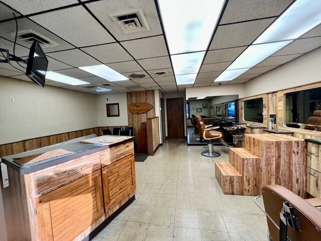 More Photos Of 2 Center St, Tariffville Freestanding For Sale