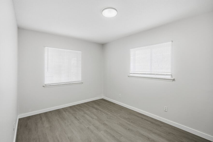 More Photos Of 9930 E 36th St S, Independence Apartments For Sale