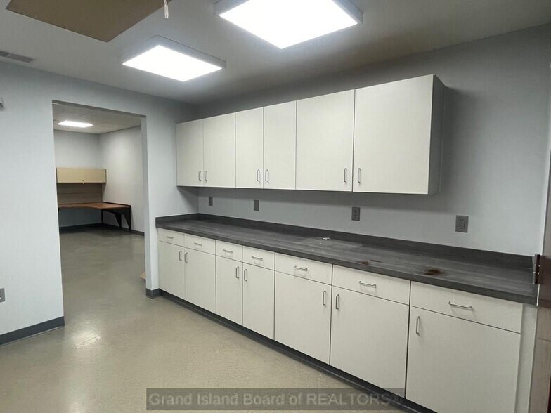 More Photos Of 4586 Gold Core Rd, Grand Island Light Manufacturing For Lease