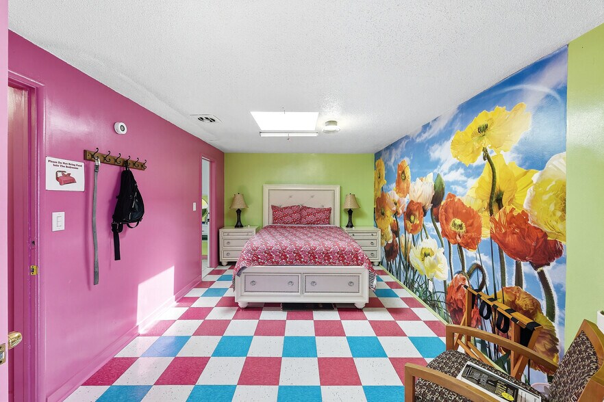 More Photos Of 1696 Centinela Ave, Inglewood Storefront Retail Residential For Sale