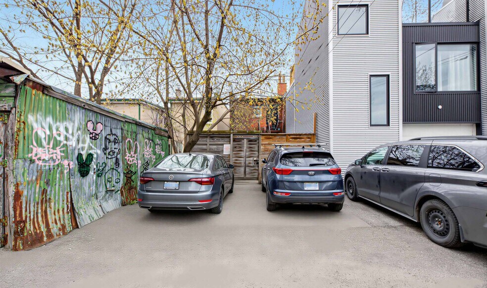More Photos Of 1088 Bathurst St, Toronto Storefront Retail Residential For Sale