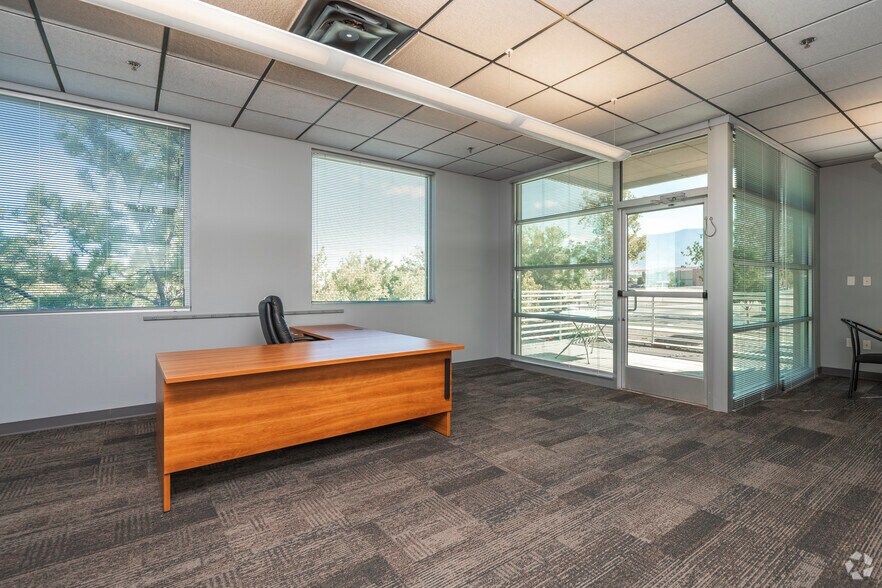 More Photos Of 4900 Lang Ave NE, Albuquerque Office For Lease