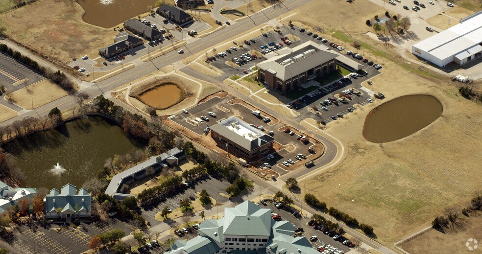 More Photos Of 615 E Britton Rd, Oklahoma City Office For Lease