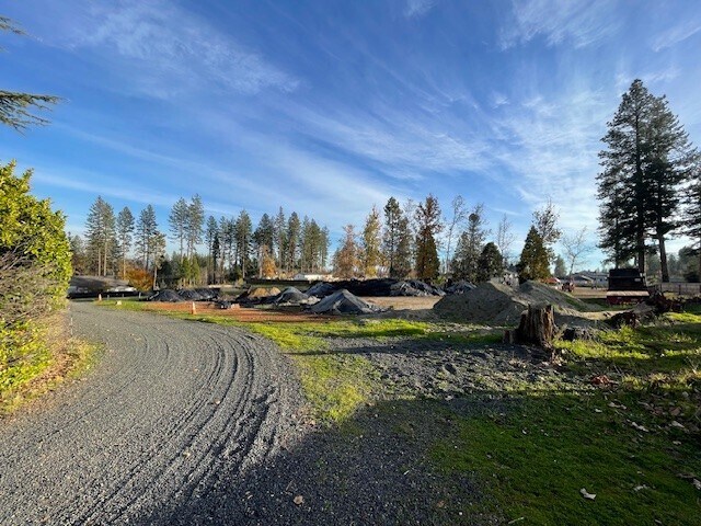 More Photos Of 1573 Bille Rd, Paradise Land For Sale