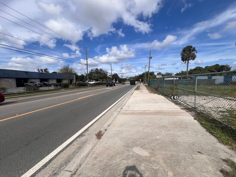 More Photos Of 3029 Forsyth Rd, Winter Park Land For Lease