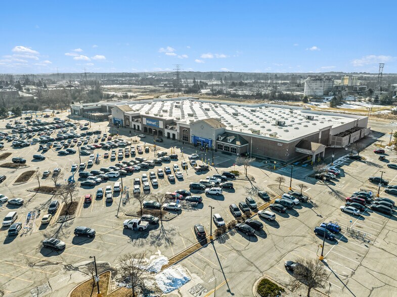 More Photos Of W190N9855 Appleton Ave, Germantown Freestanding For Sale