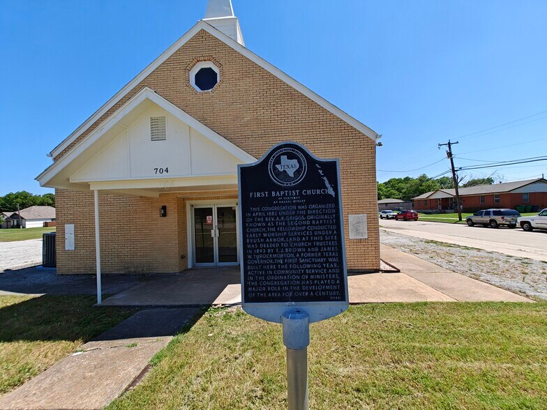More Photos Of 704 Drexel St, McKinney Religious Facility For Sale