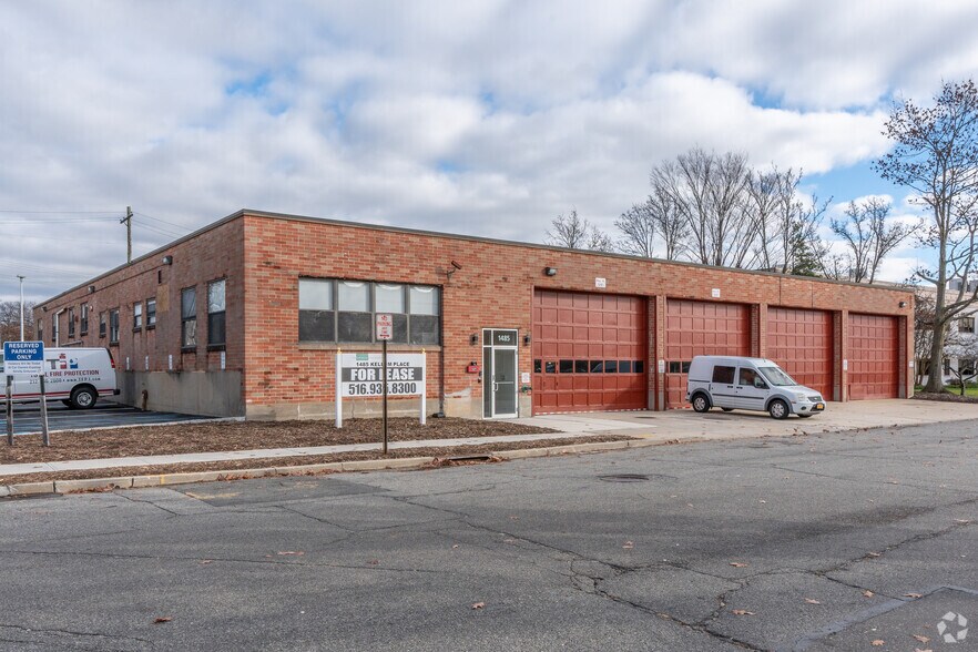 More Photos Of 1485 Kellum Pl, Garden City Light Distribution For Lease