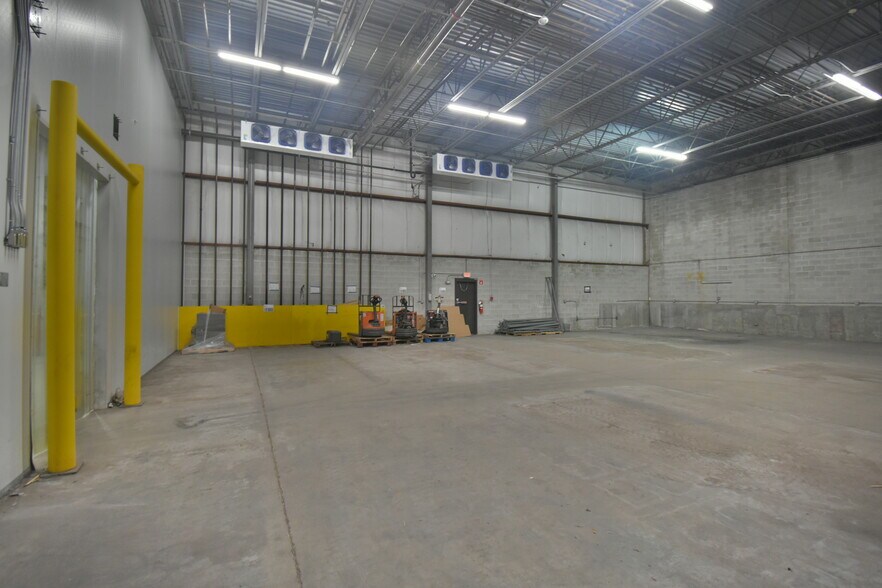 More Photos Of 378 Page St, Stoughton Light Distribution For Lease