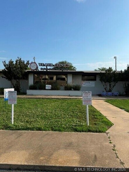 More Photos Of 1019 15th Ave NW, Ardmore Medical For Sale