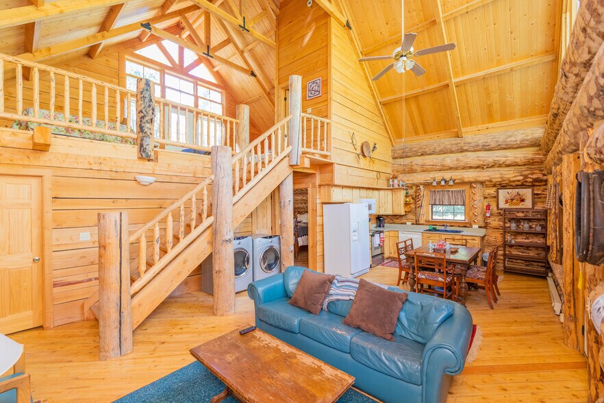 More Photos Of 860 County Road 142, Lake City Hotel For Sale