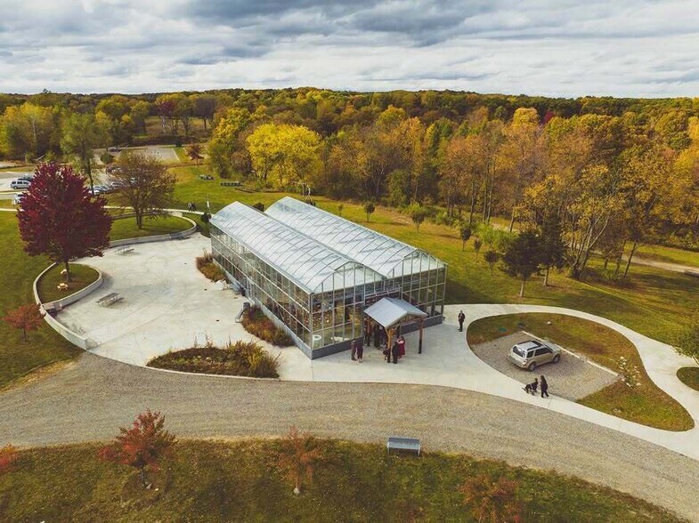 More Photos Of 20390 N M 52, Chelsea Restaurant For Lease