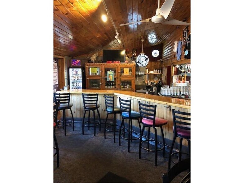 More Photos Of 26838 US Highway 169, Aitkin Restaurant For Sale