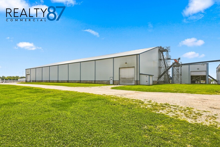 More Photos Of 1004 Grant St, Manchester Warehouse For Sale