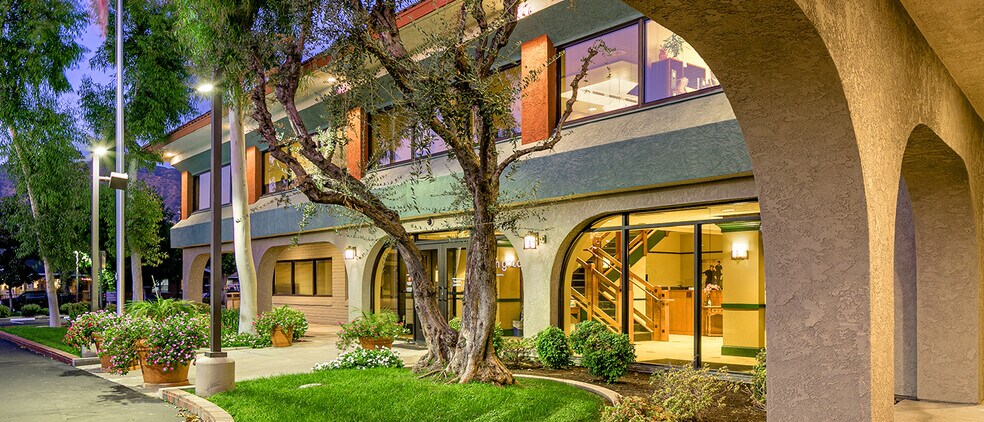 More Photos Of 516 Burchett St, Glendale Office For Lease