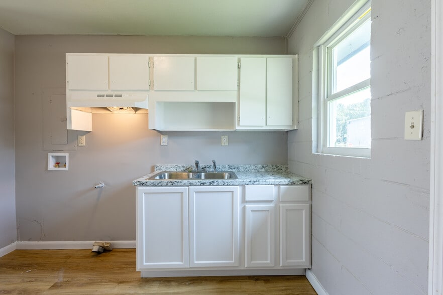 More Photos Of 3413 Terminal Ct, Columbus Apartments For Sale