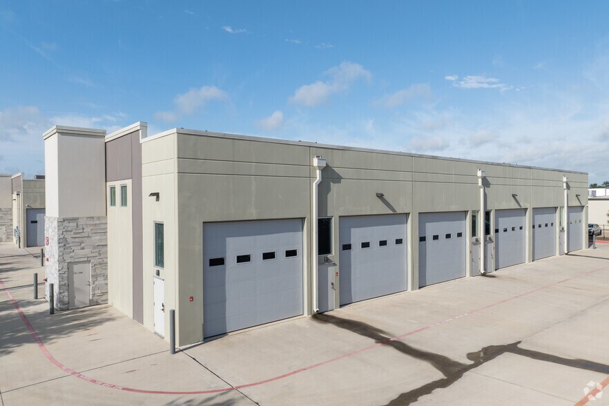 Primary Photo Of 1435 FM 1463 Rd, Katy Showroom For Sale