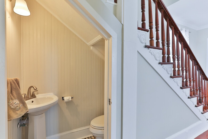 More Photos Of 40 Abbott St, Saint Augustine Flex For Sale