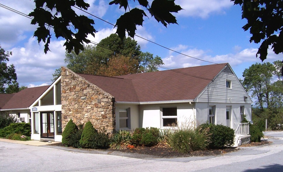 More Photos Of 1691 Horse Shoe Pike, Glenmoore Medical For Lease