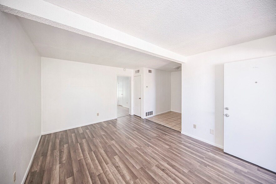 More Photos Of 1449 John Ben Shepperd Pky, Odessa Apartments For Sale