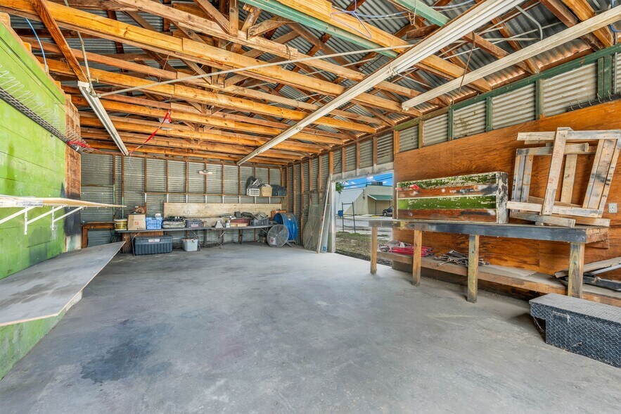More Photos Of 1421 2nd St, Pleasanton Auto Repair For Sale