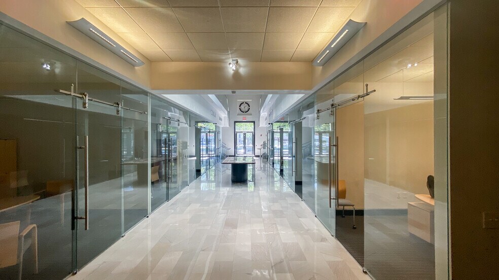 More Photos Of 823 Broad St, Augusta Office For Lease