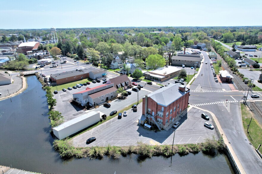 More Photos Of 125 Causey Ave, Milford Office For Sale