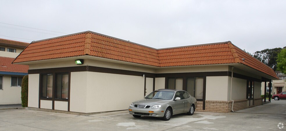 More Photos Of 511 Estudillo Ave, San Leandro Office For Sale