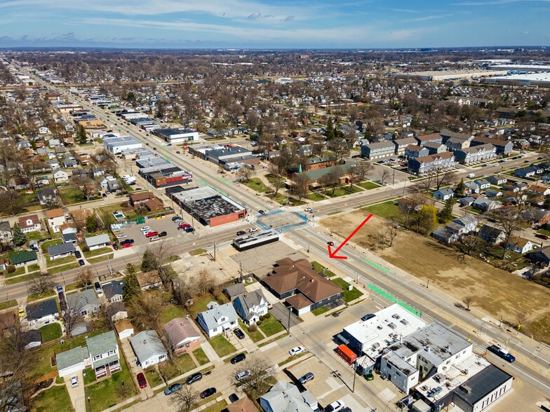 More Photos Of 23919 John R Rd, Hazel Park Freestanding For Sale
