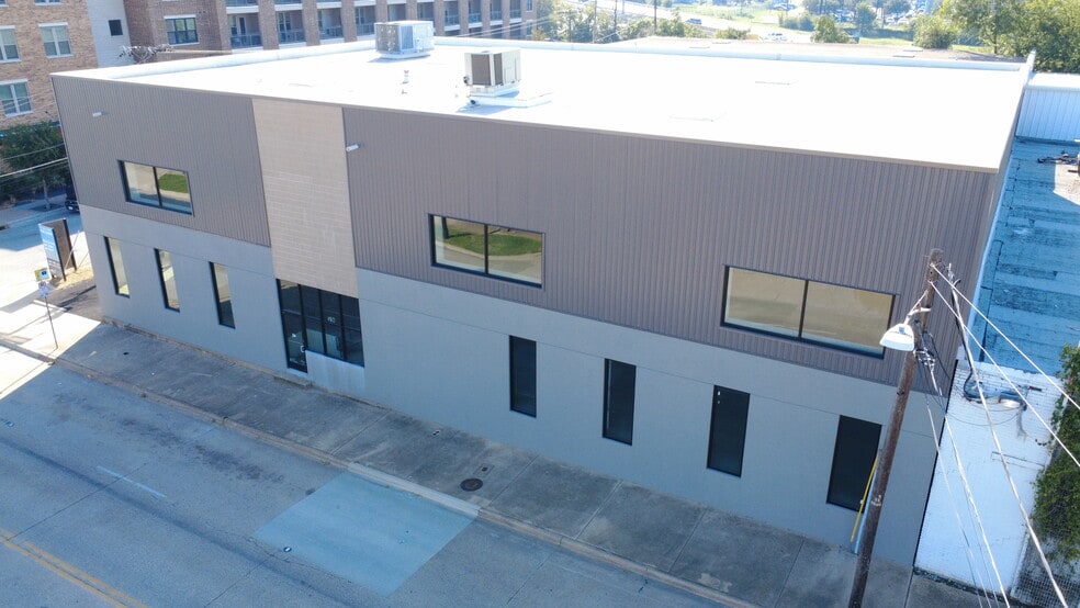 More Photos Of 514 S Hall St, Dallas Office For Lease