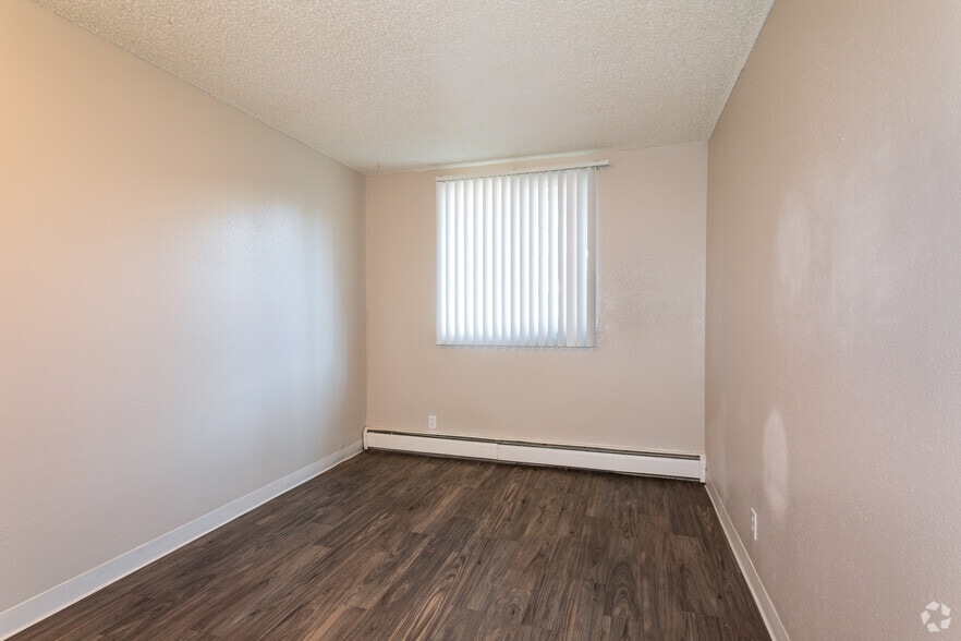 More Photos Of 2001-2019 Carmel Dr, Colorado Springs Apartments For Sale