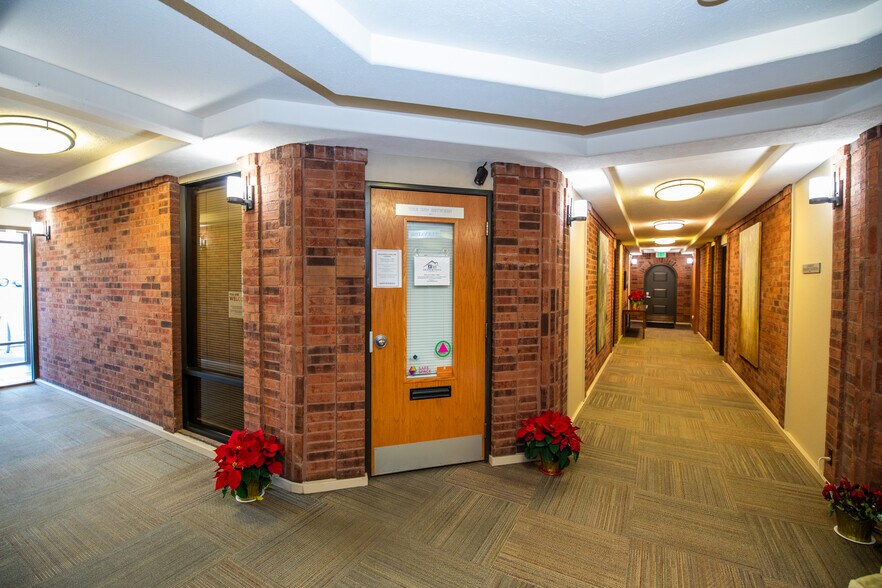 More Photos Of 515 Kimbark St, Longmont Office For Lease