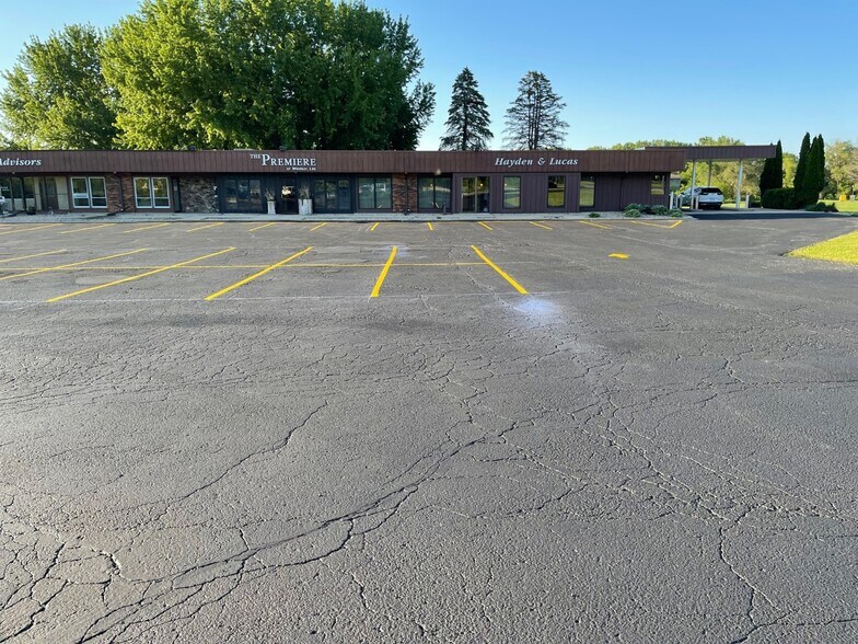 More Photos Of 6562 Lake Rd, Windsor Storefront Retail Office For Sale