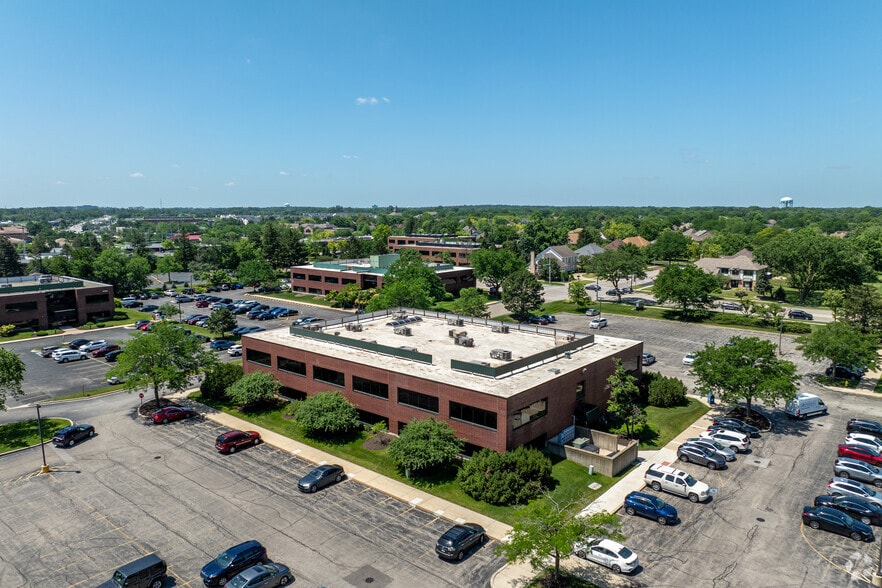 More Photos Of 1749 S Naperville Rd, Wheaton Medical For Lease