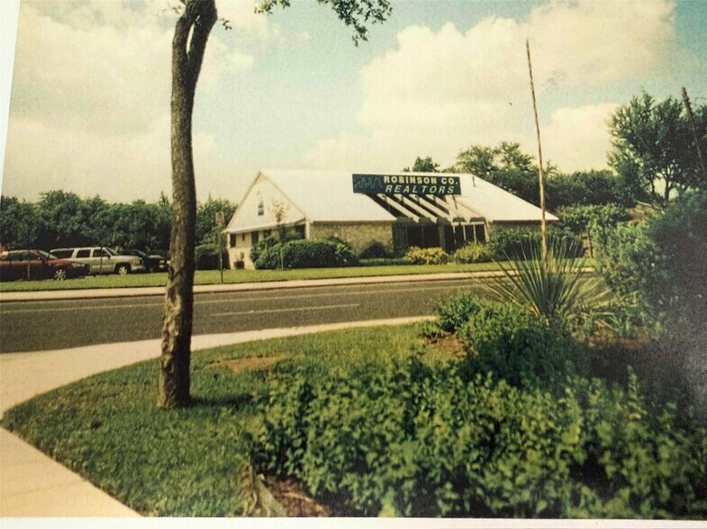 Primary Photo Of 2615 Western Trails Blvd, Austin Office For Sale