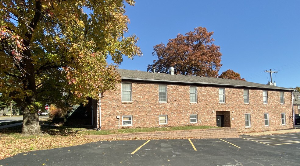 More Photos Of 5809 Reeds Rd, Mission Medical For Sale