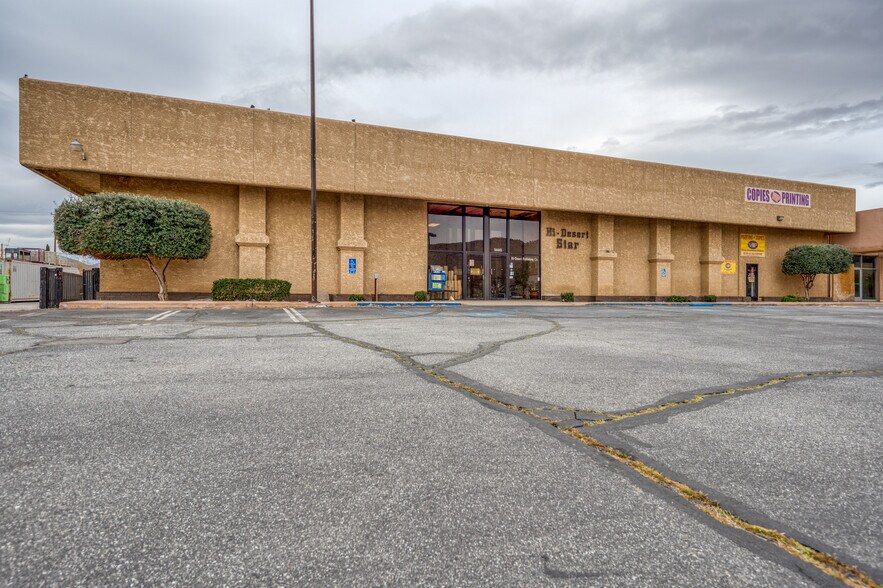 More Photos Of 56445 29 Palms, Yucca Valley Freestanding For Lease