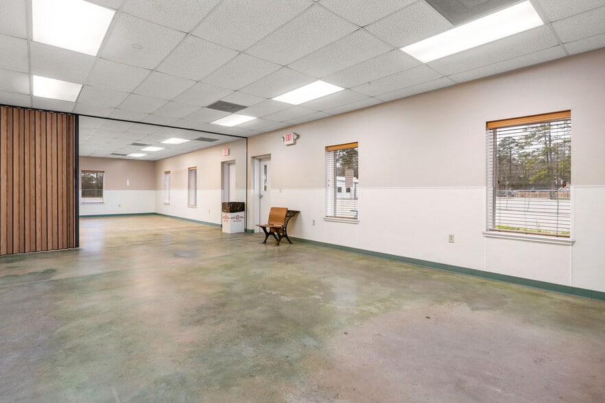 More Photos Of 2200 Sciaaca Rd, Spring Office For Sale
