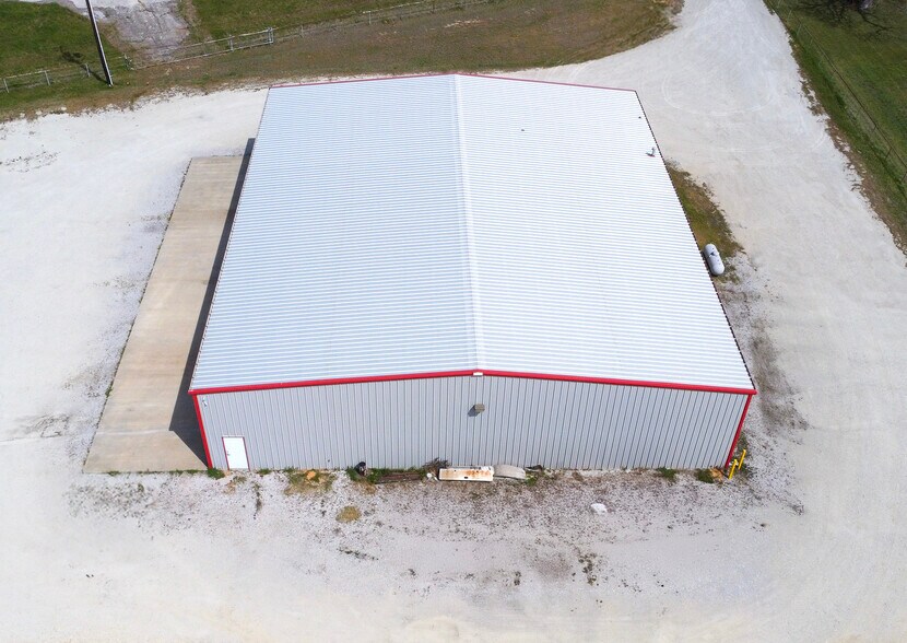 More Photos Of 9854 US Highway 271, Tyler Warehouse For Sale