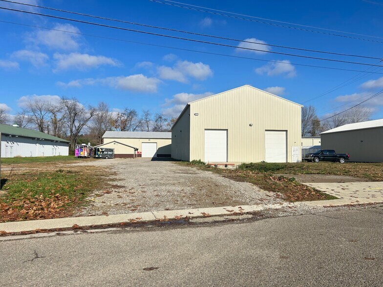 More Photos Of 1000 Brice St, Newark Warehouse For Sale