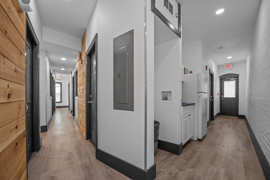 More Photos Of 5 Cross St, Malden Storefront Retail Office For Lease