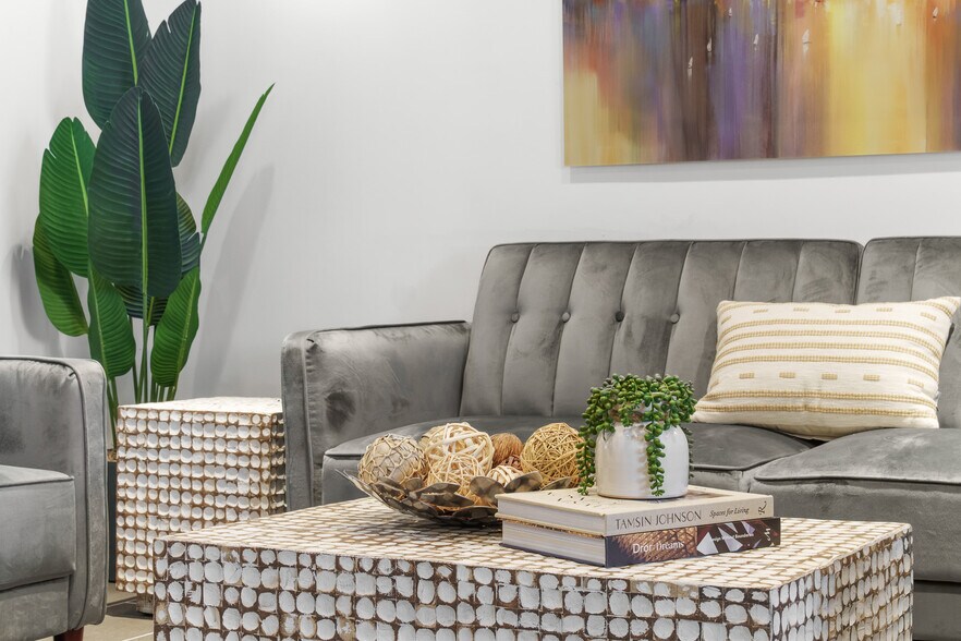 More Photos Of 1 E Broward Blvd, Fort Lauderdale Coworking Space