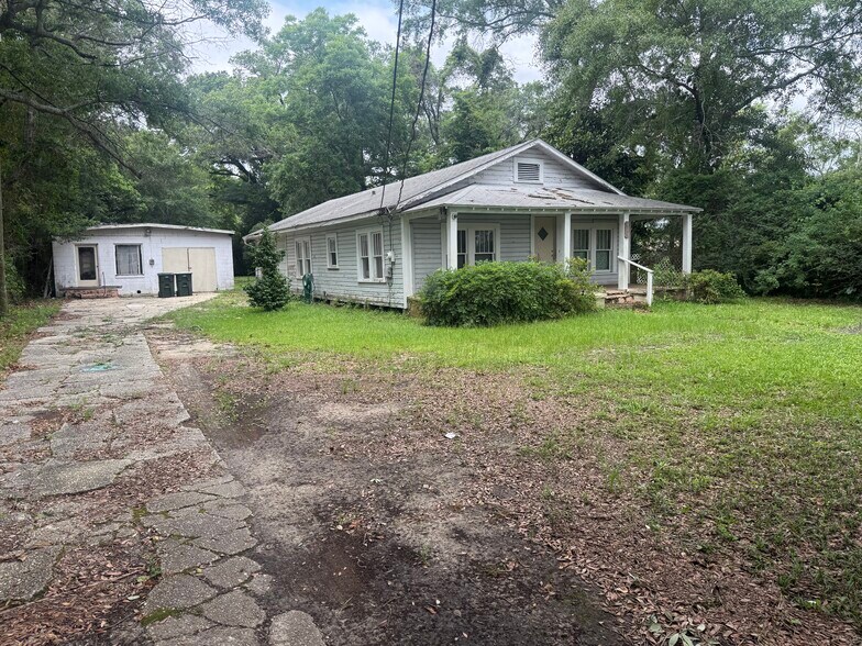 More Photos Of 816 Bloodworth Ln, Pensacola Office For Sale