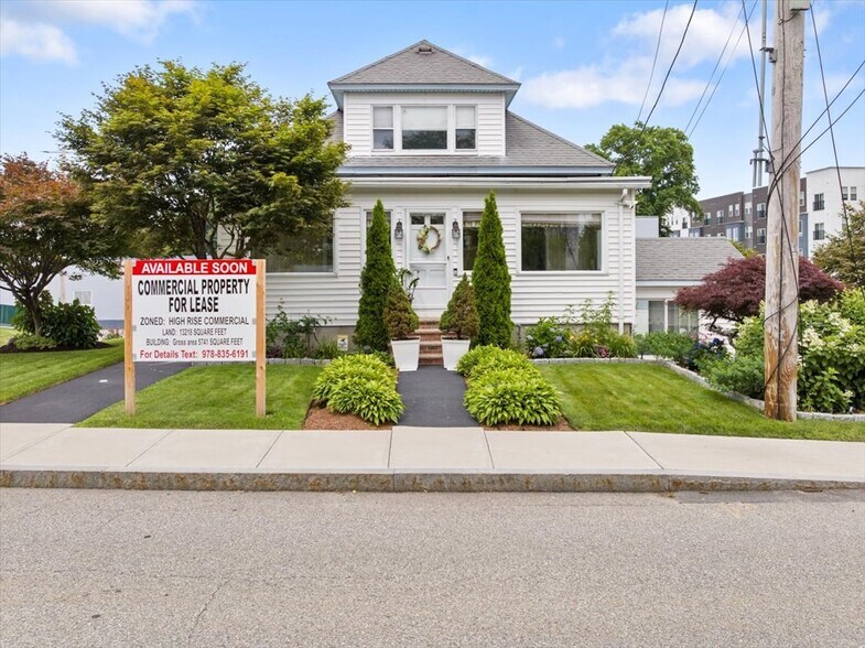 Primary Photo Of 34 Wellman St, Lowell Office For Lease