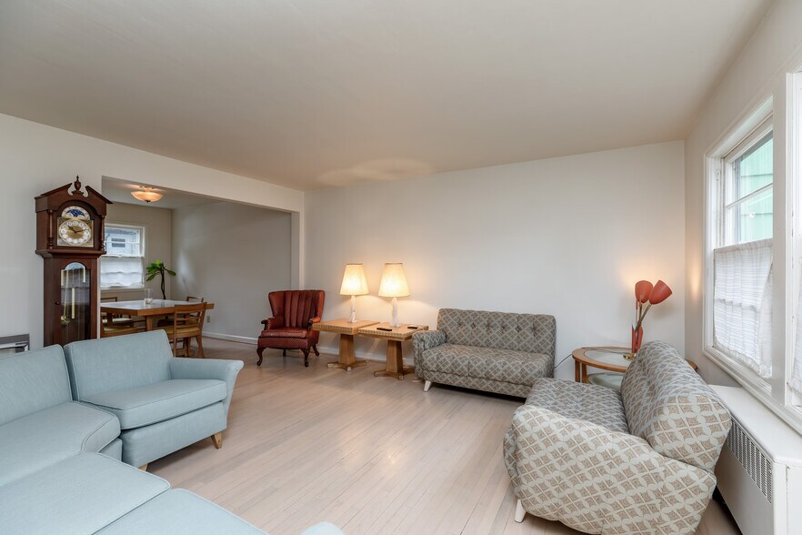 More Photos Of 1204-1238 NE 22nd Ave, Portland Apartments For Sale