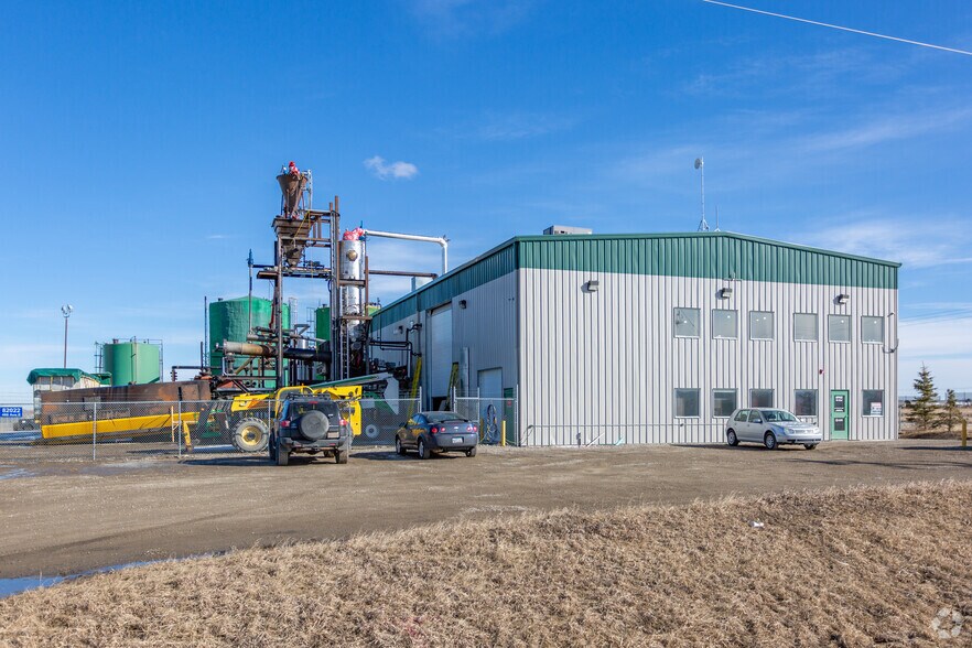 Primary Photo Of 450254 82 St E, Foothills No 31 Warehouse For Sale