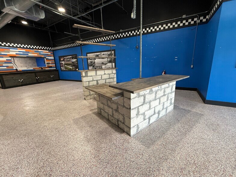 More Photos Of 1173 W International Speedway Blvd, Daytona Beach Unknown For Lease
