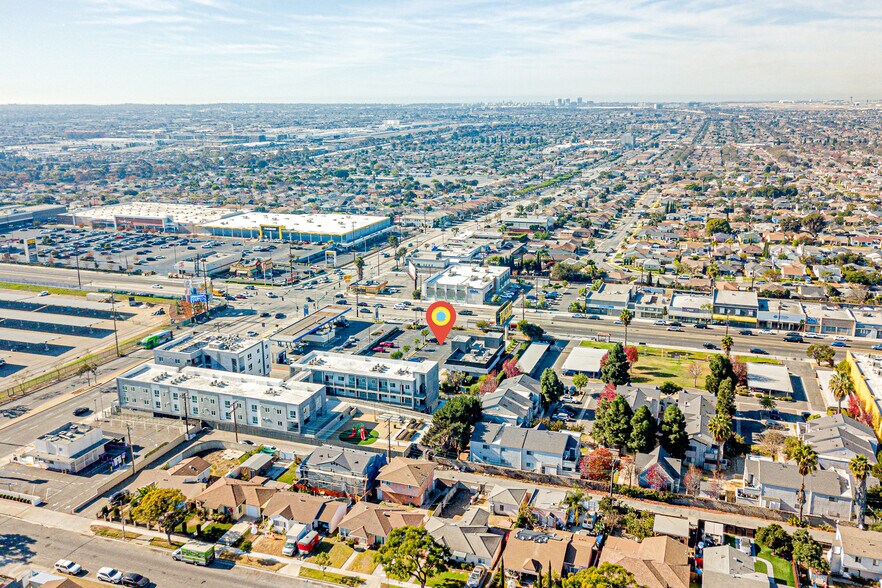 More Photos Of 11224 S Western Ave, Los Angeles Freestanding For Sale