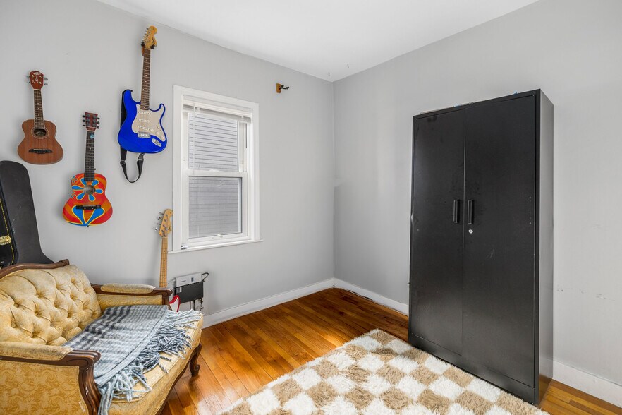 More Photos Of 41 E Transit St, Providence Apartments For Sale